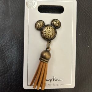 Disney Mickey pin.